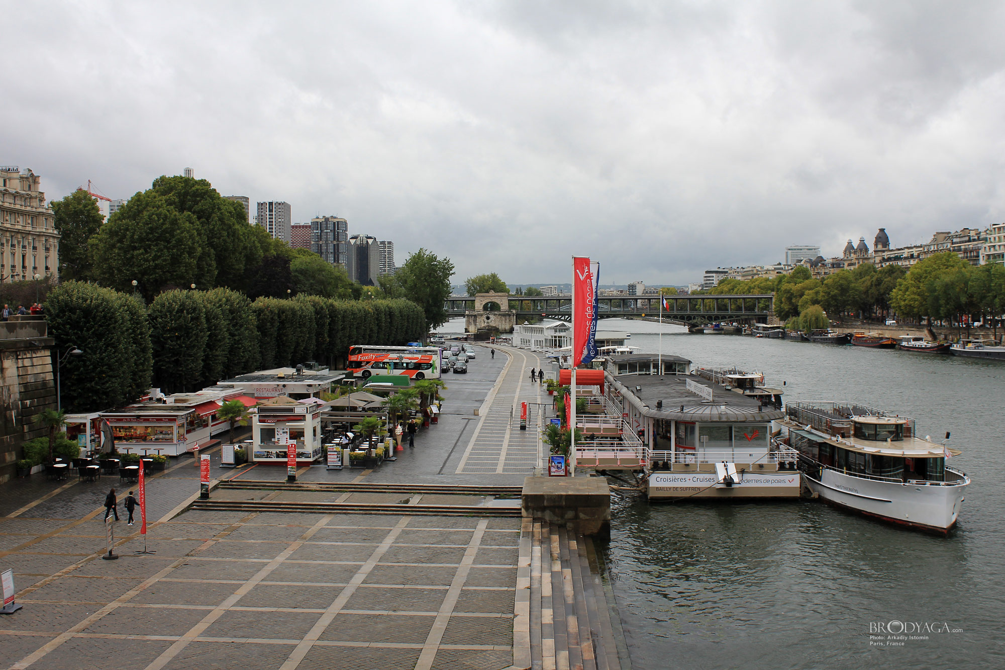Port de Suffren, Paris